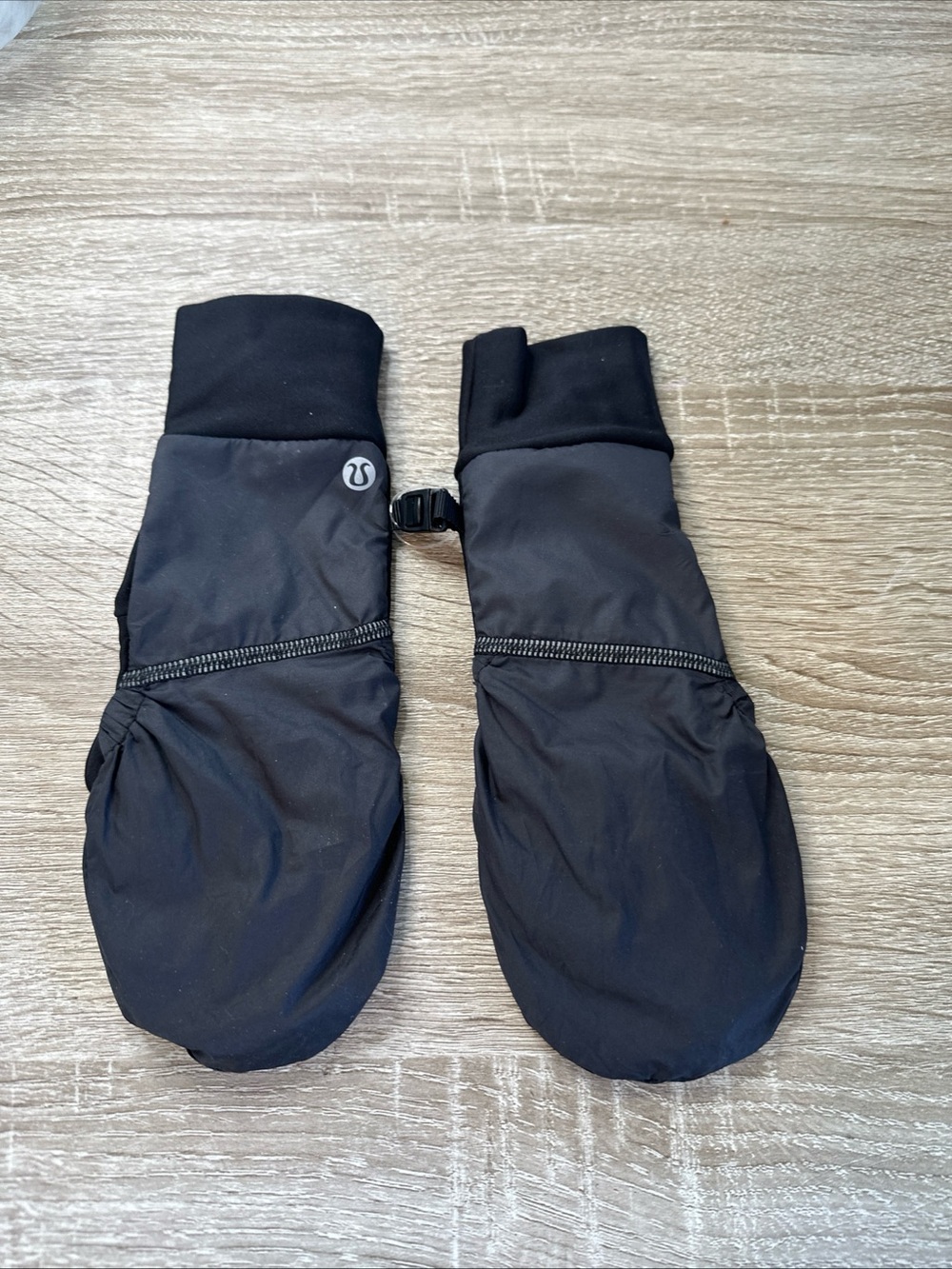 Lululemon Run Fast Gloves convertible running gloves